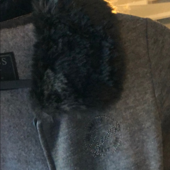 Guess faux fur sweater - Picture 4 of 5